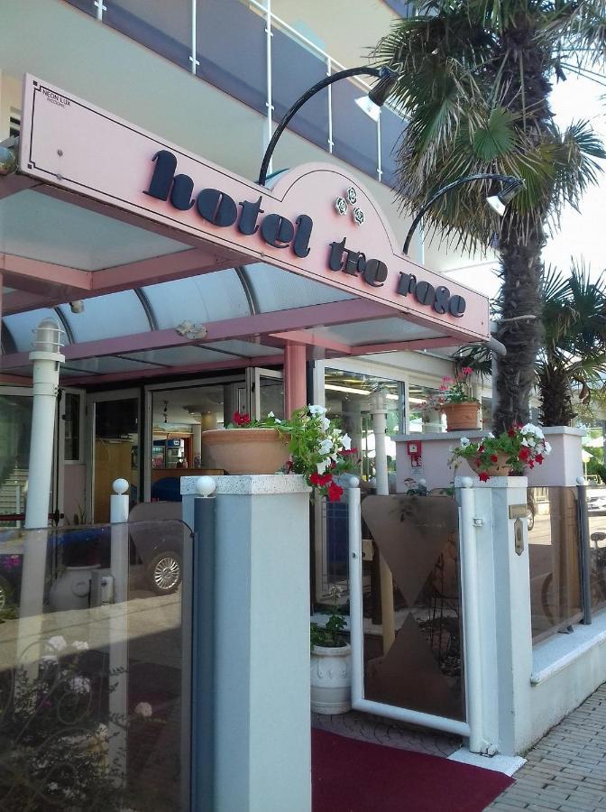 Hotel Tre Rose Риччоне Екстер'єр фото